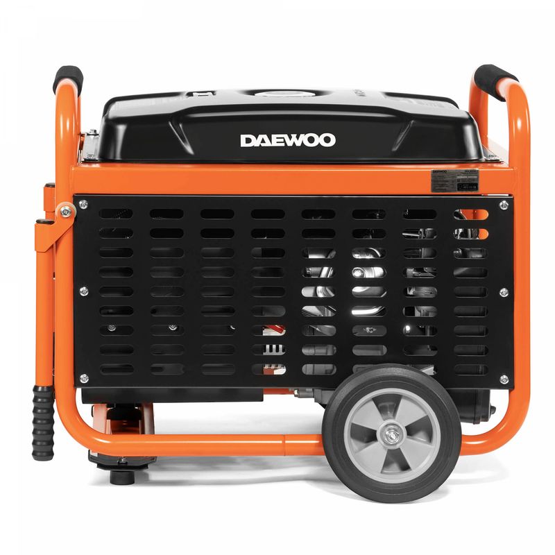 Купить генератор daewoo. Daewoo GDA 8500 E-3. Бензиновый Генератор Daewoo GDA 8500e-3. Бензиновый Генератор Daewoo GDA 2600i 220b 2,2 КВТ 10 Л. Генератор Daewoo GDA 8500e.